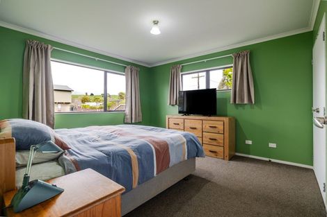 Photo of property in 79 Tyndall Street, Pahiatua, 4910