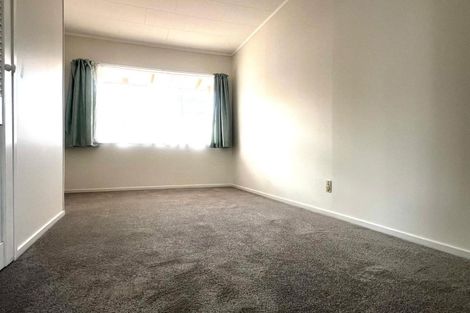 Photo of property in 11 Tyndrum Place, Highland Park, Auckland, 2010