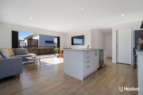 Photo of property in 5 Moet Crescent, Waihi Beach, 3611