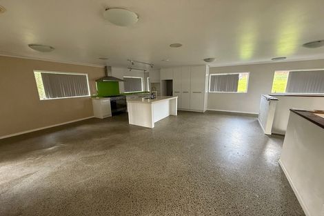 Photo of property in 19a Sunnyside Road, Sunnyvale, Auckland, 0612