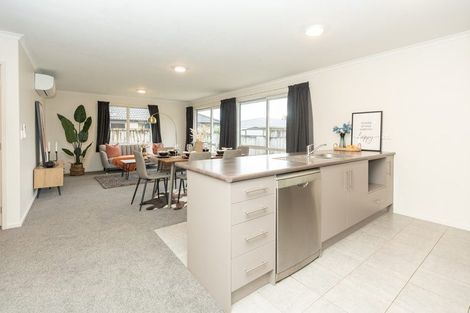 Photo of property in 5 Millie Place, Huntington, Hamilton, 3210