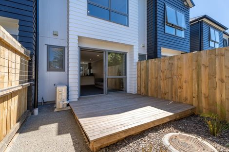 Photo of property in 2/10 Marion Street, Silverstream, Upper Hutt, 5019