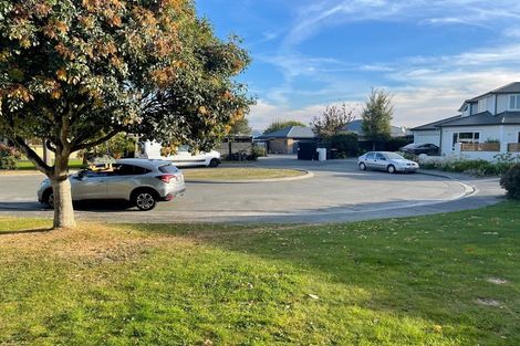 Photo of property in 21 Sutton Place, Dallington, Christchurch, 8061