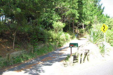 Photo of property in 114 Bethells Road, Waitakere, Henderson, 0781