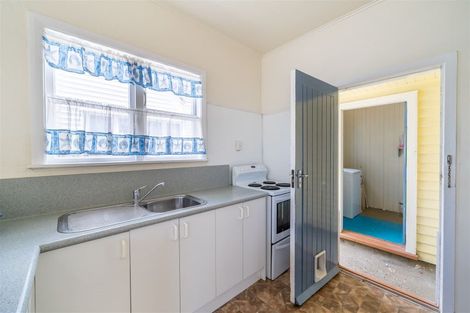 Photo of property in 3 Bush Street, Naenae, Lower Hutt, 5011