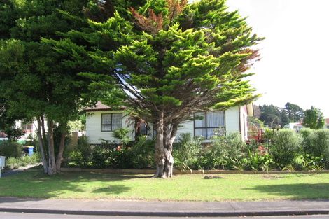 Photo of property in 1/3 Hydra Place, Glen Eden, Auckland, 0602