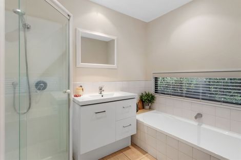 Photo of property in 15a Galway Avenue, Bryndwr, Christchurch, 8052