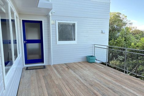 Photo of property in 69 Moana Road, Kelburn, Wellington, 6012