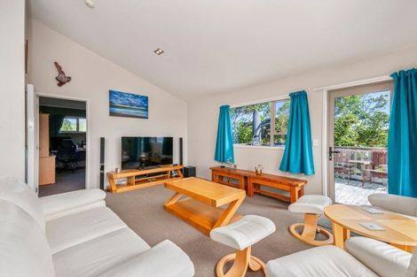 Photo of property in 62 Te Waaka Terrace, Kuratau, Turangi, 3381