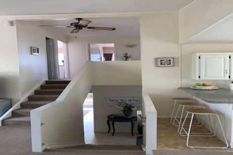 Photo of property in 28 Lakeside Drive, Pahurehure, Papakura, 2113