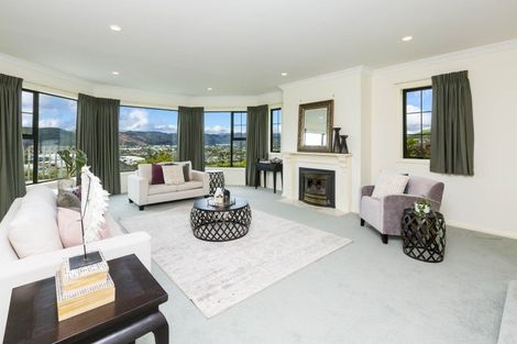 Photo of property in 51 Riverstone Drive, Riverstone Terraces, Upper Hutt, 5018