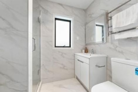 Photo of property in 3/1 Kaponga Crescent, New Lynn, Auckland, 0600