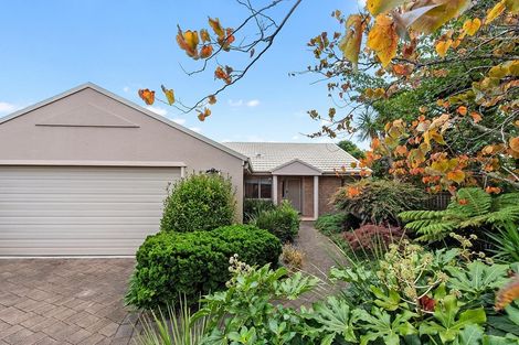 Photo of property in 1 Abbie Lane, Rototuna, Hamilton, 3210