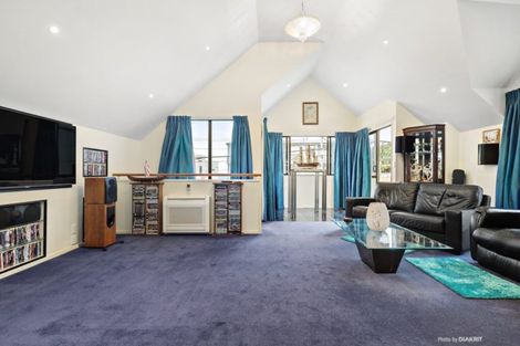 Photo of property in 6 Rua Street, Lyall Bay, Wellington, 6022