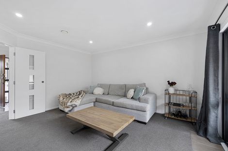 Photo of property in 14 Derbyshire Place, Dinsdale, Hamilton, 3204