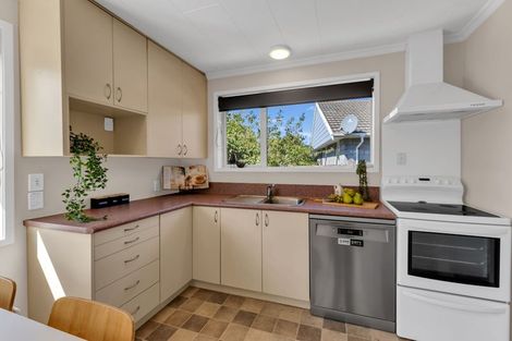 Photo of property in 1/29 Heathglen Avenue, Parklands, Christchurch, 8083