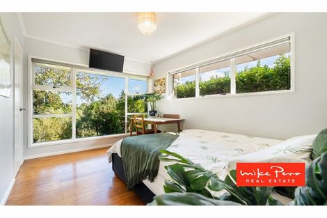 Photo of property in 24 Arama Avenue, Titirangi, Auckland, 0604