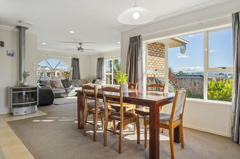 Photo of property in 36 Waterside Drive, Pyes Pa, Tauranga, 3112