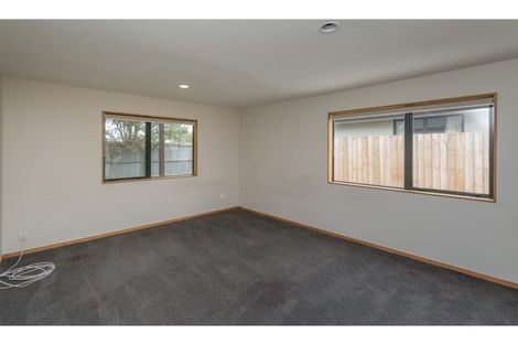 Photo of property in 74b Sinclair Street, New Brighton, Christchurch, 8083