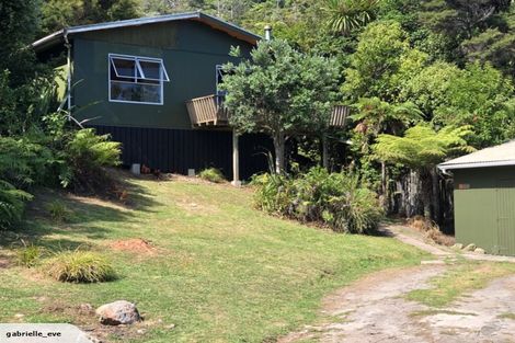 Photo of property in 30 Ngahere Terrace, Opoutere, Whangamata, 3691