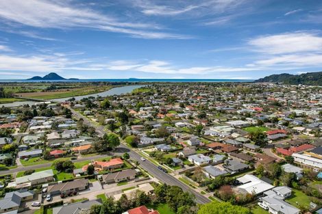 Photo of property in 2 Walnut Grove, Whakatane, 3120