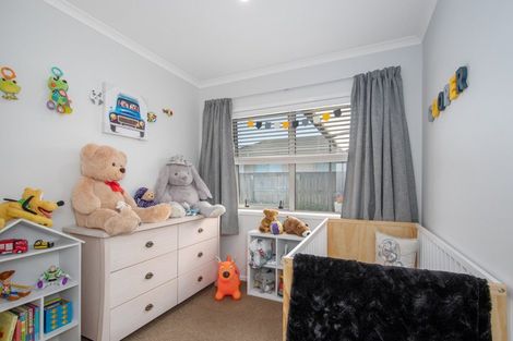 Photo of property in 14 Kamahi Crescent, Papamoa Beach, Papamoa, 3118