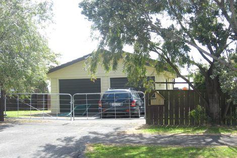 Photo of property in 14 Rukumoana Place, Clendon Park, Auckland, 2103