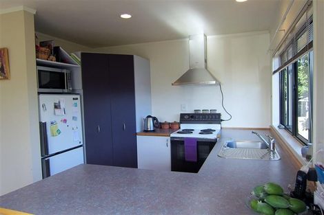 Photo of property in 90a Michael Road, Paraparaumu Beach, Paraparaumu, 5032