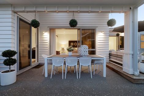 Photo of property in 1 Astelia Lane, Papamoa Beach, Papamoa, 3118