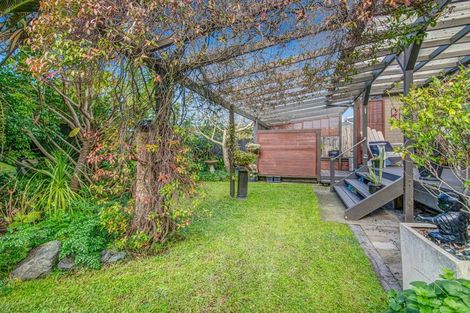 Photo of property in 5a Elizabeth Street, Orewa, 0931