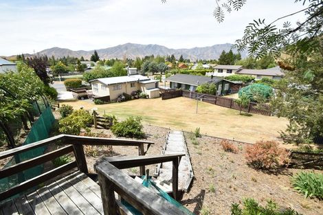 Photo of property in 32 Black Peak Road, Omarama, 9412