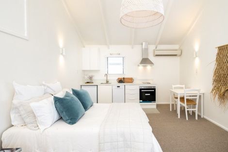 Photo of property in 51 Te Mata Road, Havelock North, 4130