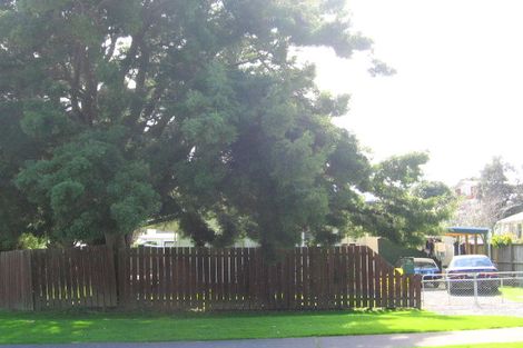 Photo of property in 35 Millers Road, Brookfield, Tauranga, 3110