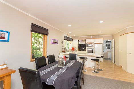 Photo of property in 12 Linmor Place, Terrace End, Palmerston North, 4410