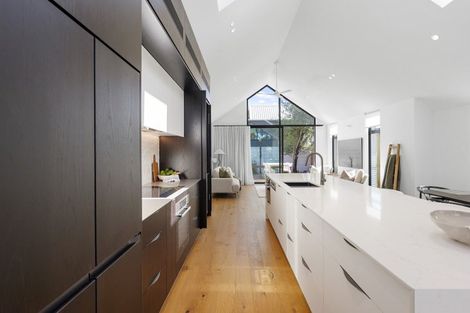 Photo of property in 19 Albany Street, St Albans, Christchurch, 8014