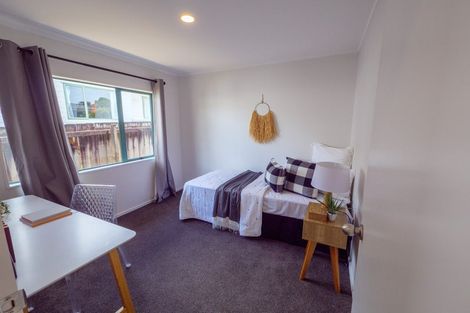 Photo of property in 21 Robinia Place, Snells Beach, 0920