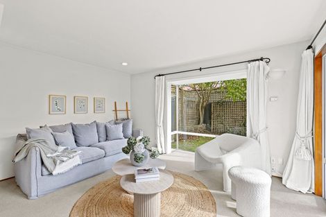 Photo of property in 2/151 Idris Road, Strowan, Christchurch, 8052