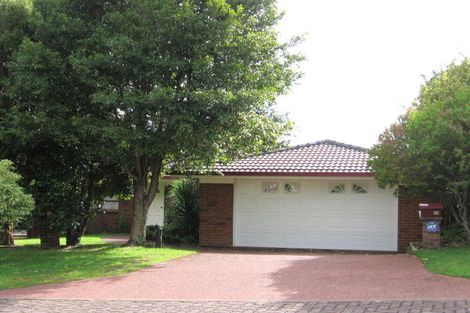 Photo of property in 21 Paulownia Place, Totara Heights, Auckland, 2105