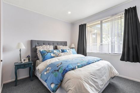 Photo of property in 6 Anton Place, Takanini, 2112