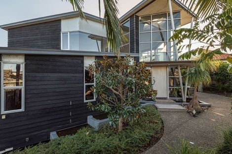 Photo of property in 25 Hastings Road, Mairangi Bay, Auckland, 0630