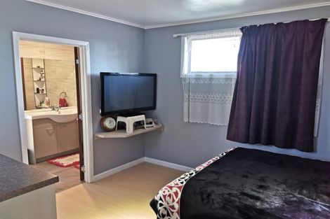 Photo of property in 29 Jupiter Street, Rosehill, Papakura, 2113