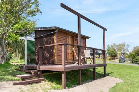 Photo of property in 8 Cargill Street, Owaka, 9535