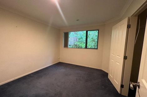 Photo of property in 12 Poturi Streams Avenue, Titirangi, Auckland, 0604