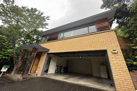 Photo of property in 12 Poturi Streams Avenue, Titirangi, Auckland, 0604