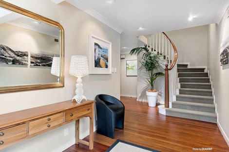 Photo of property in 20 Burnham Street, Seatoun, Wellington, 6022