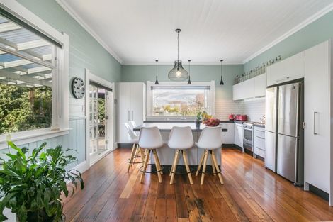 Photo of property in 207 Allerton Street, Saint Leonards, Hastings, 4120