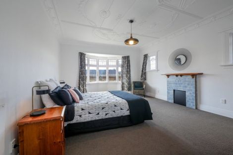 Photo of property in 33 Beach Street, Saint Clair, Dunedin, 9012