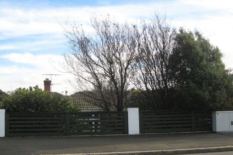 Photo of property in 107 Highcliff Road, Andersons Bay, Dunedin, 9013