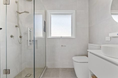 Photo of property in 16b Grassways Avenue, Pakuranga, Auckland, 2010