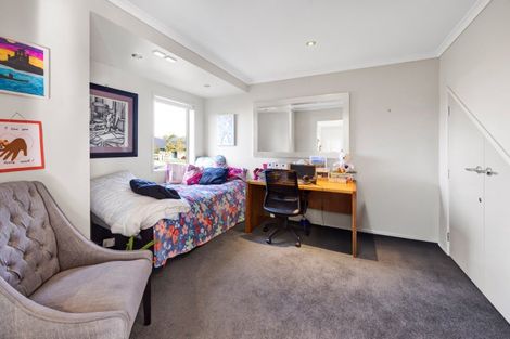 Photo of property in 17 Elizabeth Grove, Stratford, 4332